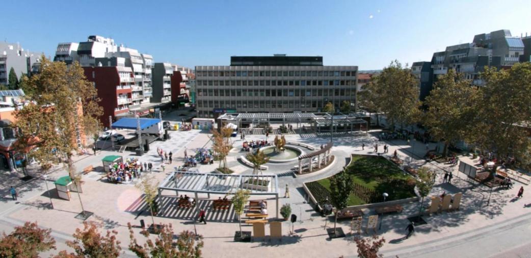 דירה Center *